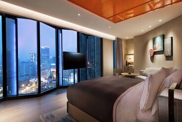 هتل Canopy By Hilton Chengdu City Centre