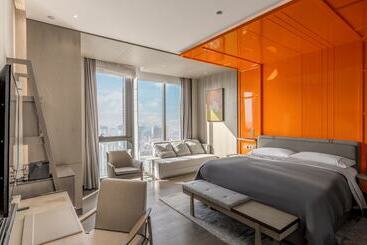هتل Canopy By Hilton Chengdu City Centre