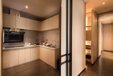 هتل Canopy By Hilton Chengdu City Centre