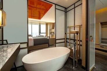 هتل Canopy By Hilton Chengdu City Centre