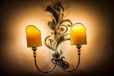 هتل Easyrooms Dell'angelo