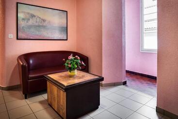 هتل Easyrooms Dell'angelo