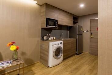 هتل Glow Sukhumvit 5