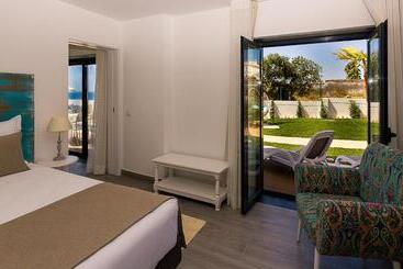 هتل Mareta Beach House   Boutique Residence