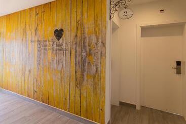 هتل Mareta Beach House   Boutique Residence