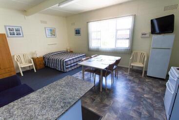 هتل Modra's Apartments