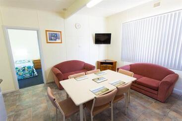 هتل Modra's Apartments