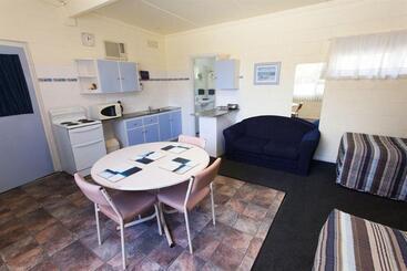 هتل Modra's Apartments