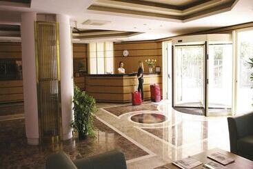 هتل Monte Carlo Palace Suites