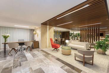 هتل NH Collection Merida Paseo Montejo