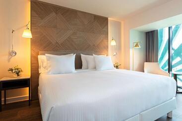 هتل NH Collection Merida Paseo Montejo