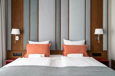 هتل Rentplanet Apartamenty Centrum