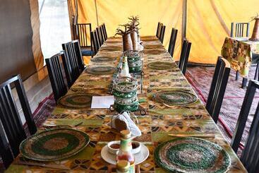 هتل Serengeti Wildebeest Camp