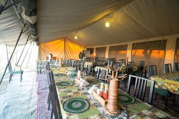 هتل Serengeti Wildebeest Camp
