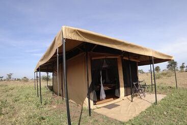 هتل Serengeti Wildebeest Camp