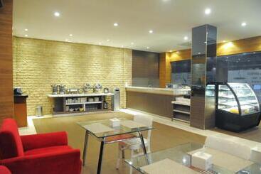 Sylvia Hotel Premier Kupang