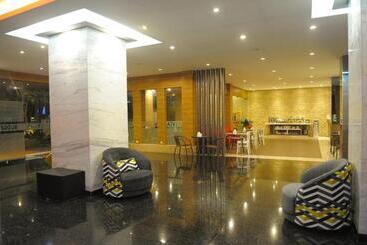 Sylvia Hotel Premier Kupang