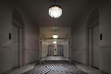 Tulsa Club Hotel, Curio Collection By Hilton