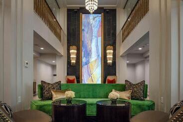 Tulsa Club Hotel, Curio Collection By Hilton
