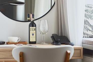 Wine&pillow Hotel By Frapolli