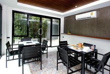 هتل Yotaka Bangkok