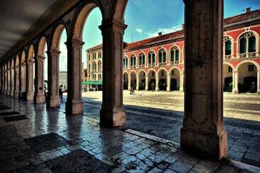 Porta Adriatica