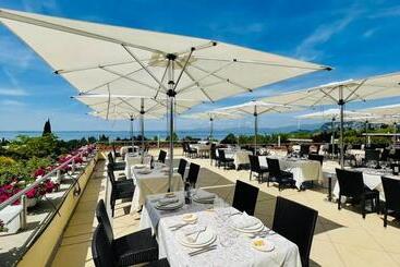 استراحتگاه Parc Germano Suites & Apartments