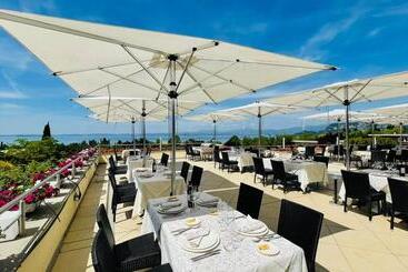 استراحتگاه Parc  Germano Suites & Apartments