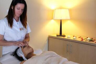 استراحتگاه Parc  Germano Suites & Apartments