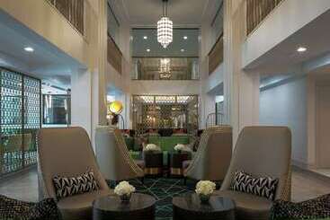Tulsa Club Hotel, Curio Collection By Hilton