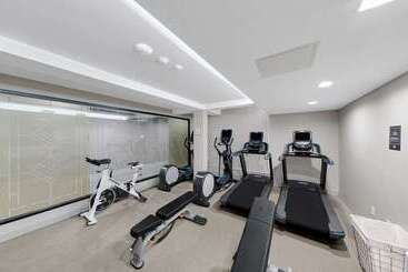 Tulsa Club Hotel, Curio Collection By Hilton