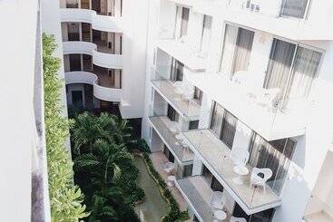 Antera Hotel & Residences