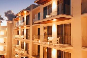 Antera Hotel & Residences