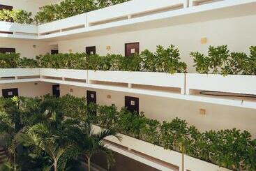 Antera Hotel & Residences