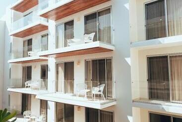 Antera Hotel & Residences