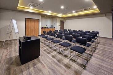هتل City Express Plus By Marriott Merida