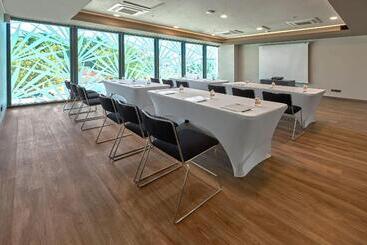 هتل City Express Plus By Marriott Merida