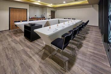 هتل City Express Plus By Marriott Merida