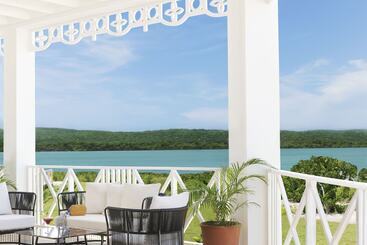 هتل Excellence Oyster Bay   Adults Only All Inclusive