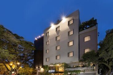 هتل Hilton Garden Inn Cali Ciudad Jardin