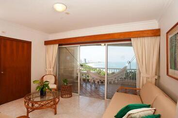 Irotama Apartasuites