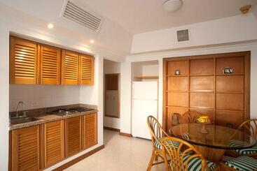 Irotama Apartasuites