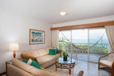 Irotama Apartasuites