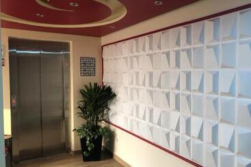 هتل Jard Inn Adult Only