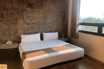 هتل Jard Inn Adult Only