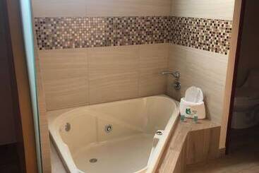 هتل Jard Inn Adult Only