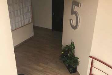 هتل Jard Inn Adult Only