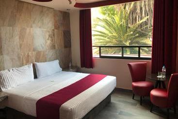 هتل Jard Inn Adult Only