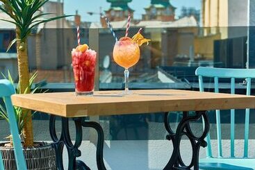 هتل Memories Oldtown