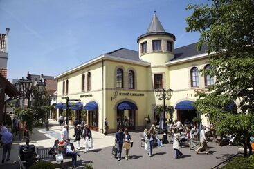 هتل Roermond Next Door